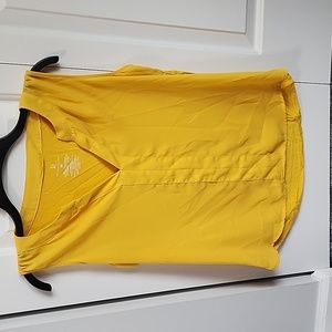 Yellow short sleeve blouse